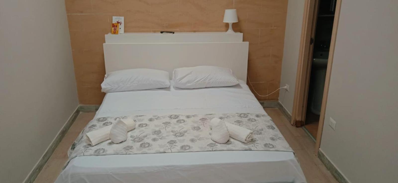 Bunker Degli Inventori Hotel Foggia Buitenkant foto